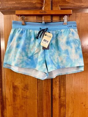 Salt Life Junior/Women’s Blue Tie-Dye Performance Shorts